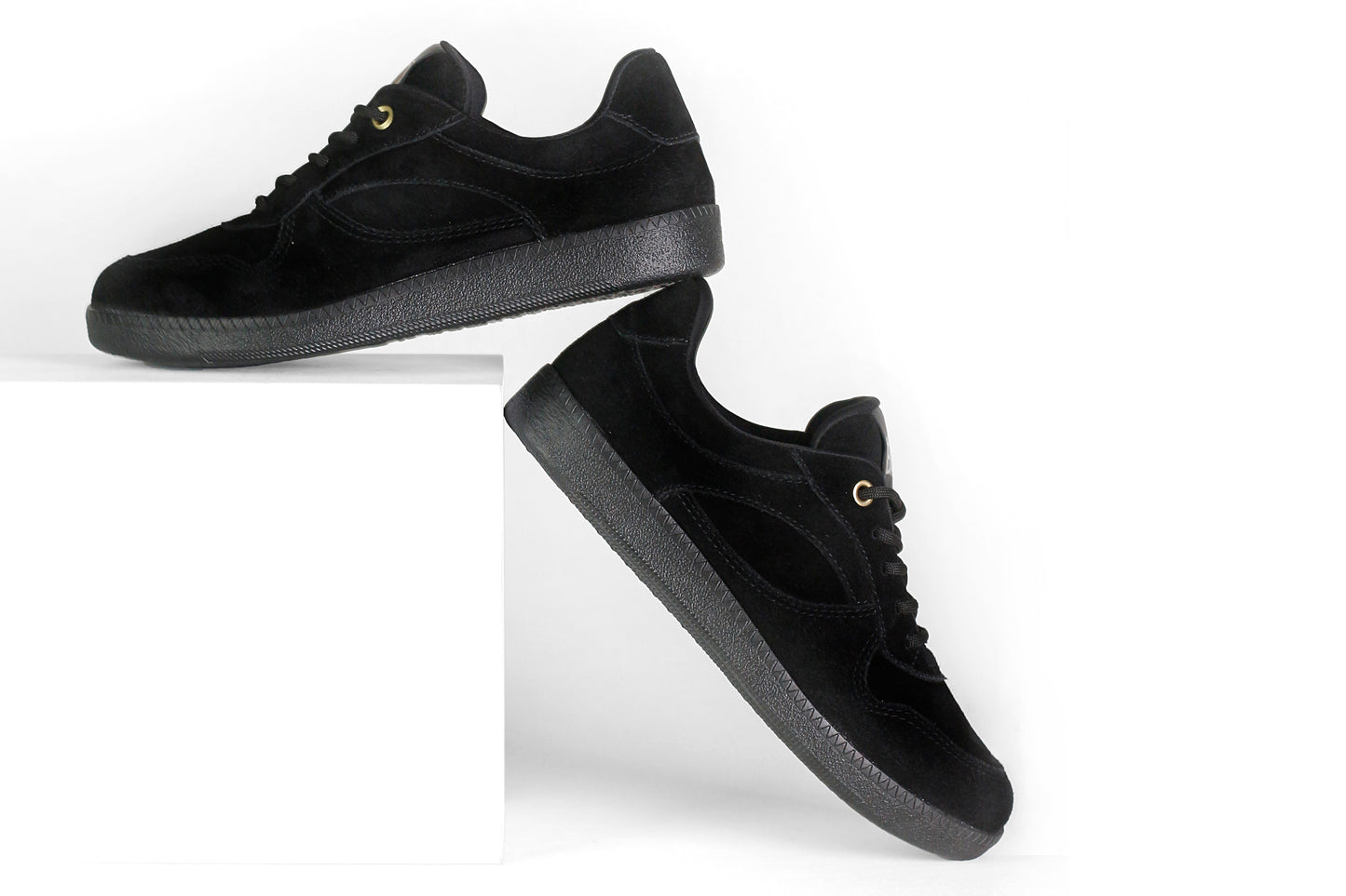 Zapatilla Barcelona Negro