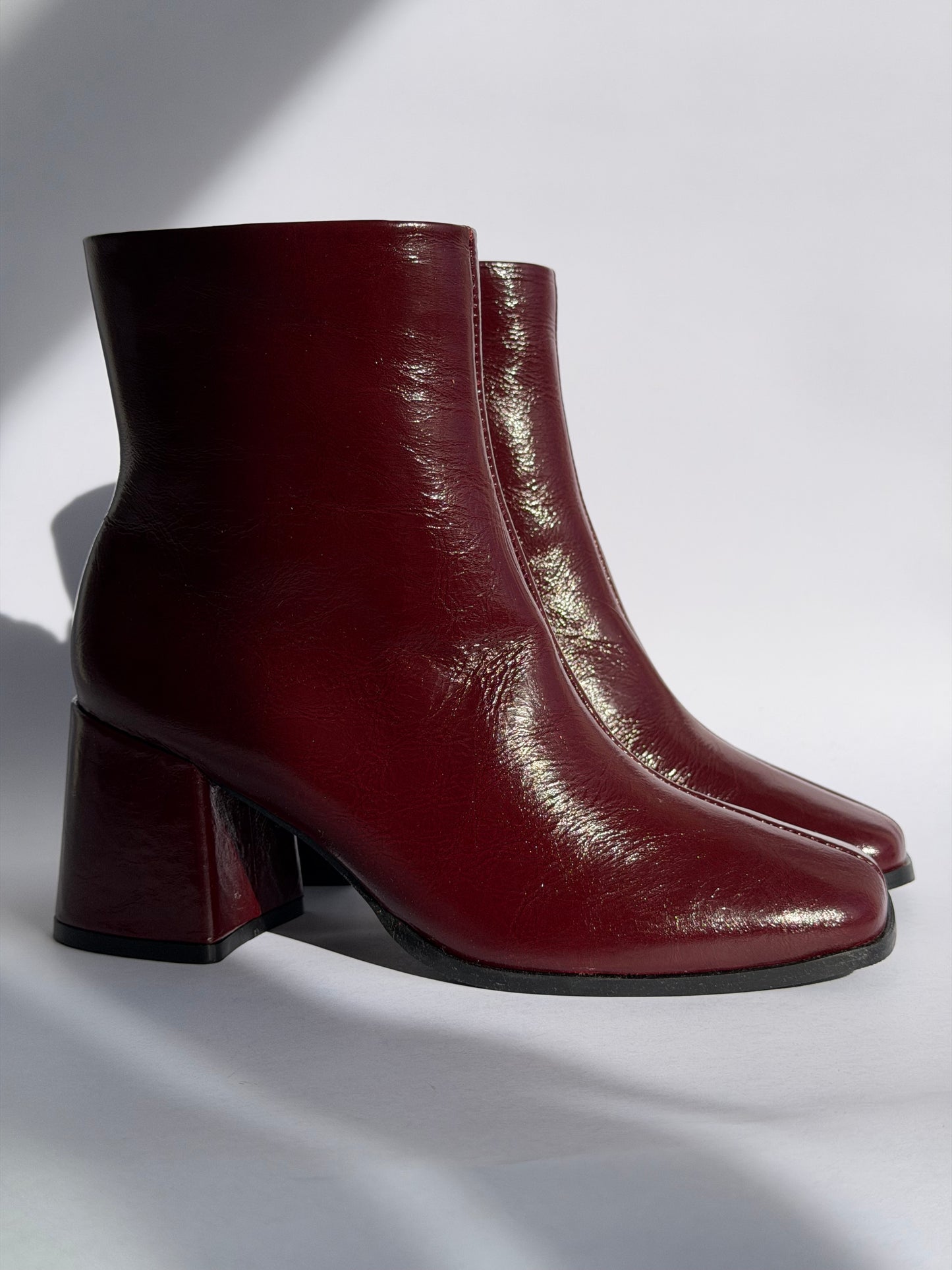 Botines Simone Burdeos