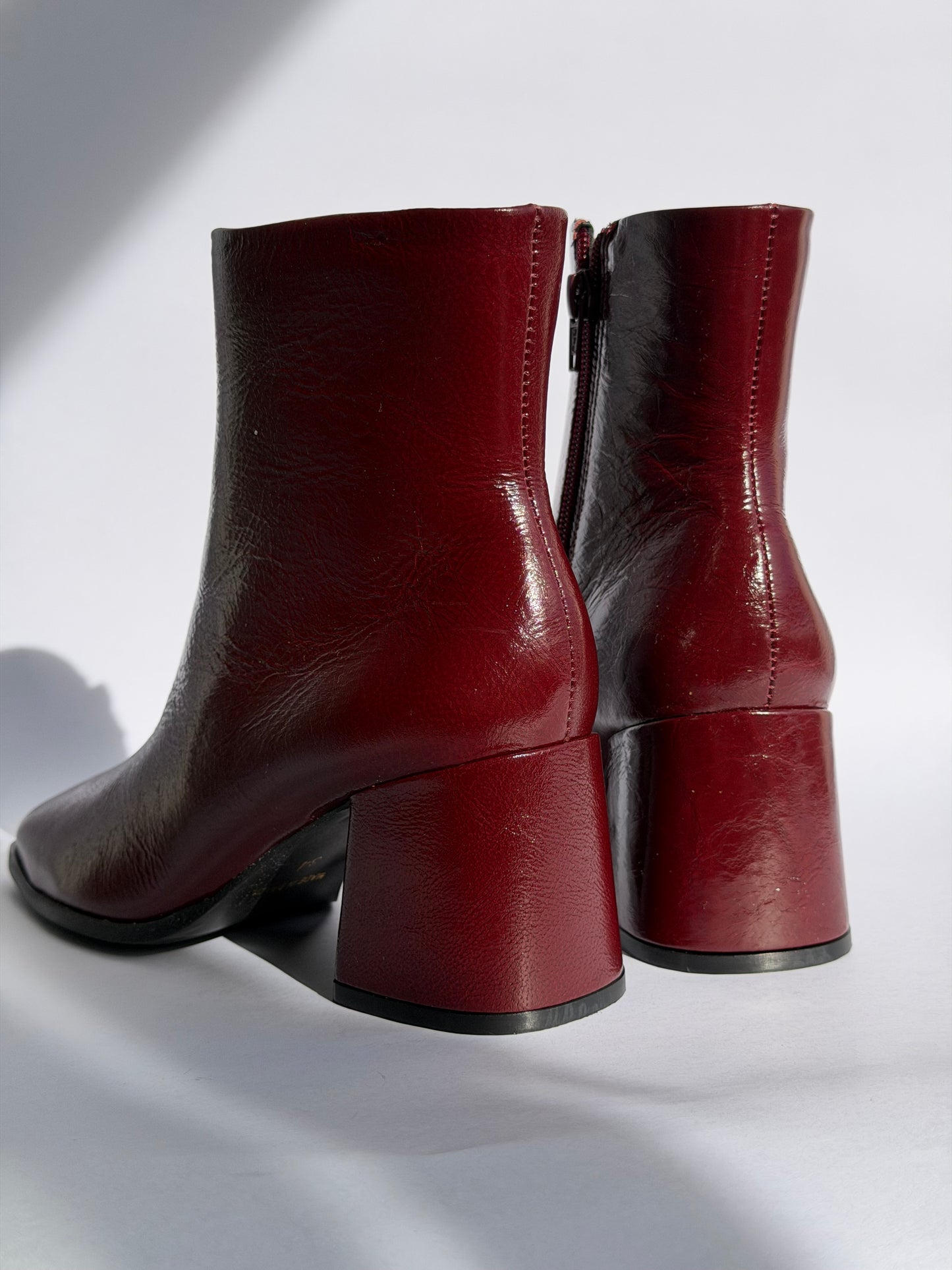 Botines Simone Burdeos