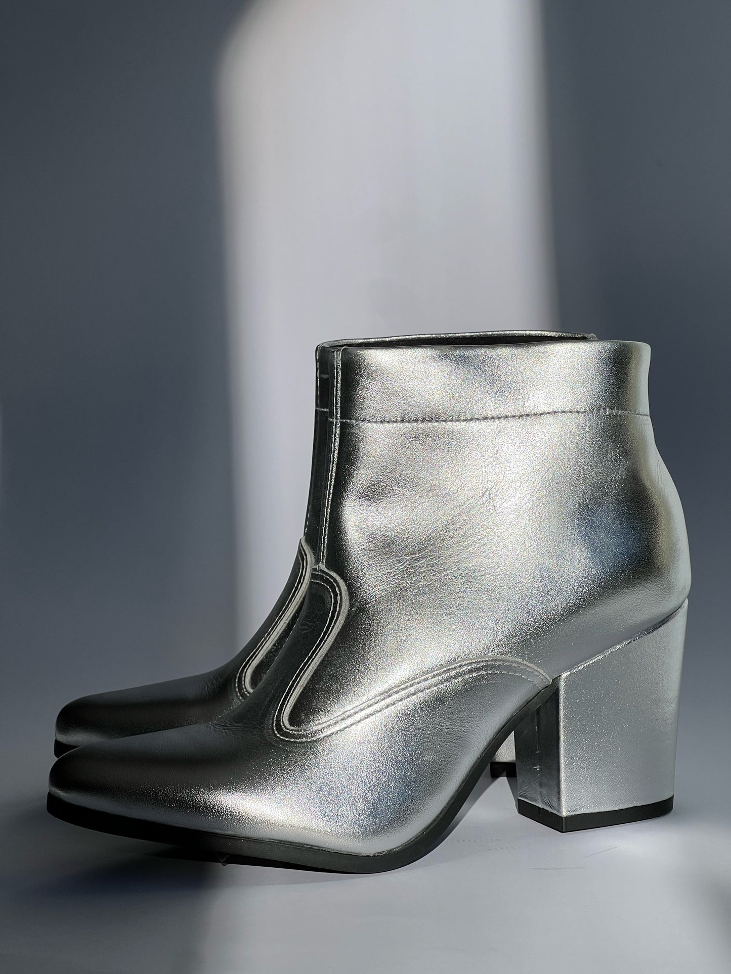 Botin Milos Plata